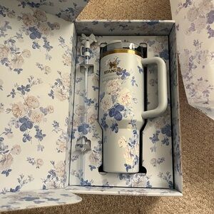 NEW Authentic Stanley LoveShackFancy 40oz